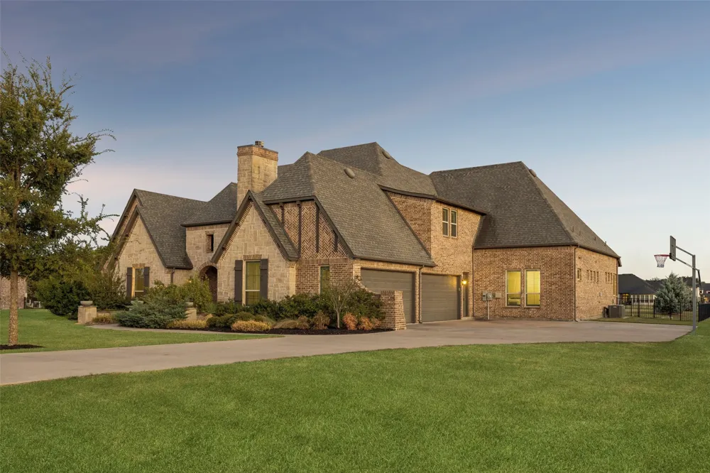 755 Kenwood Trail Lucas, TX 75002