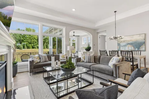 87 Spring Farm Road
