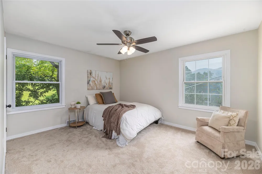 102 Azalea Drive Waynesville, NC 28786