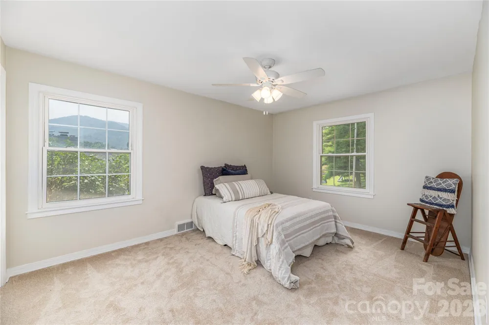 102 Azalea Drive Waynesville, NC 28786