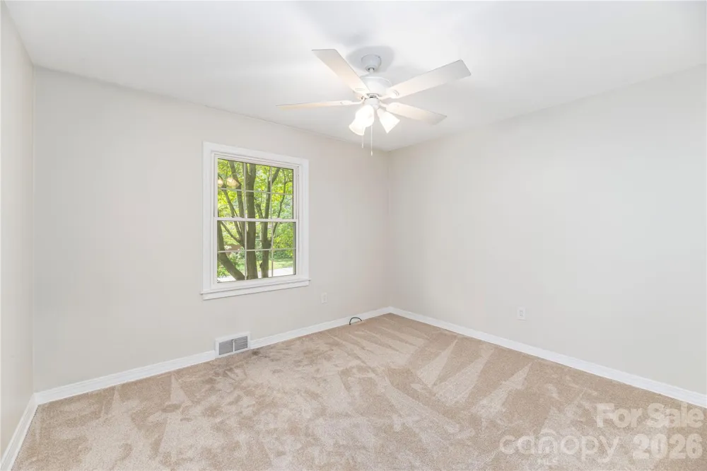 102 Azalea Drive Waynesville, NC 28786