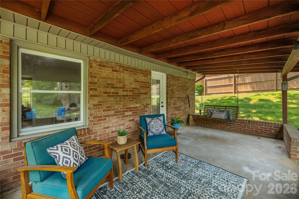 102 Azalea Drive Waynesville, NC 28786