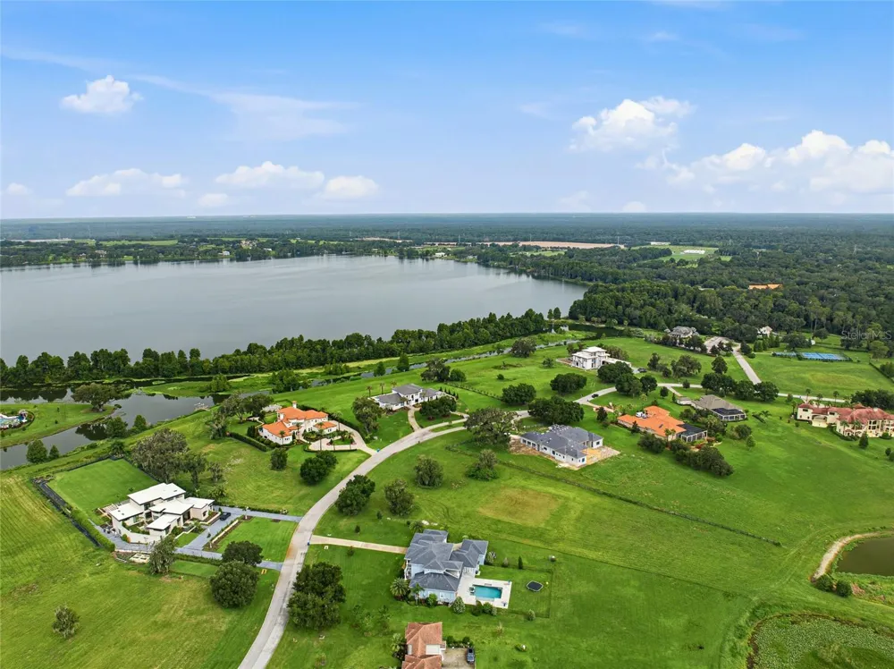10734 OSPREY LANDING WAY Thonotosassa, FL 33592