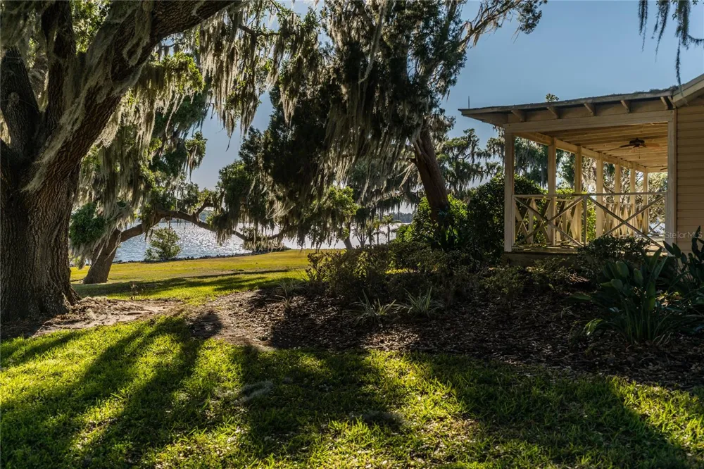 10734 OSPREY LANDING WAY Thonotosassa, FL 33592