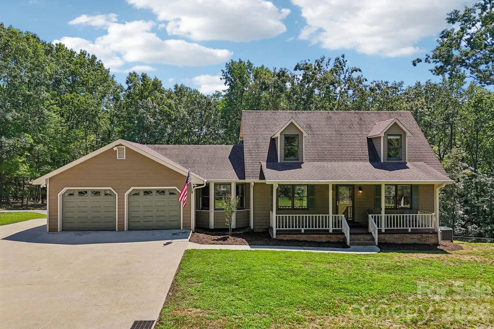 158 Mallard Drive Columbus, NC 28722