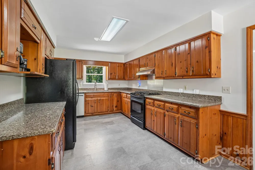 158 Mallard Drive Columbus, NC 28722