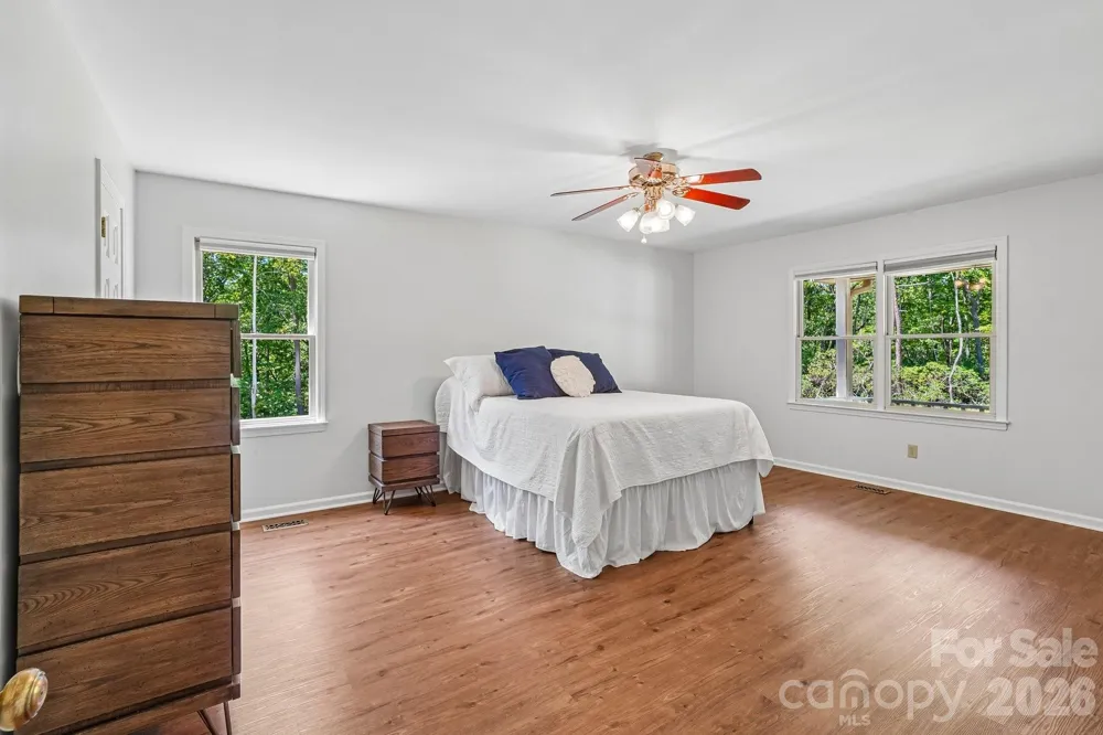 158 Mallard Drive Columbus, NC 28722
