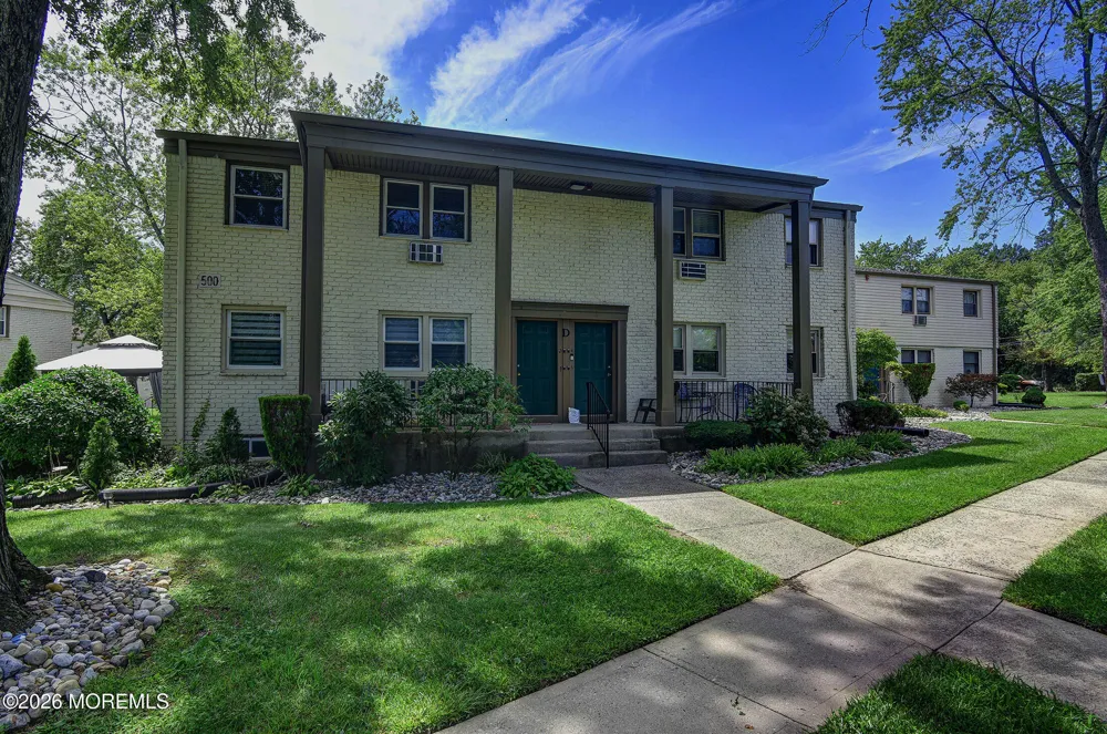500 Cliffwood Avenue #D2 Matawan, NJ 07747