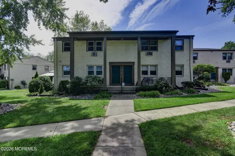 500 Cliffwood Avenue #D2