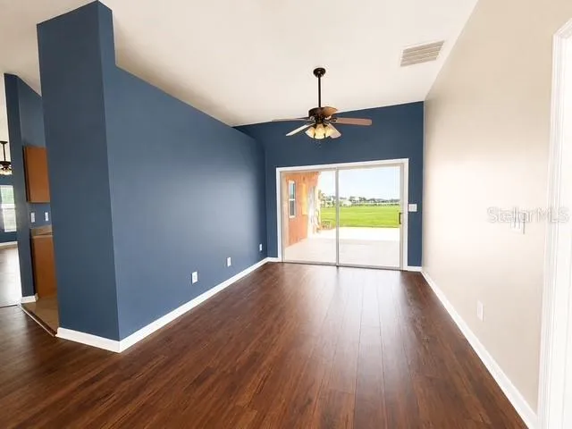 309 GENTLE BREEZE DRIVE Minneola, FL 34715