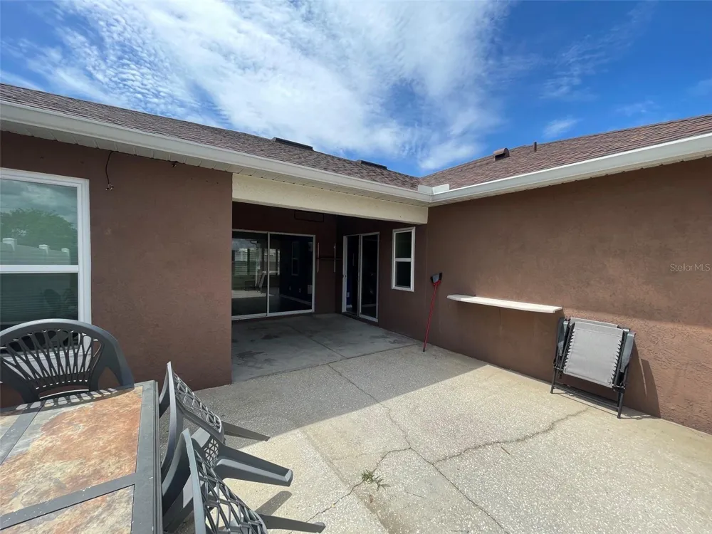 309 GENTLE BREEZE DRIVE Minneola, FL 34715