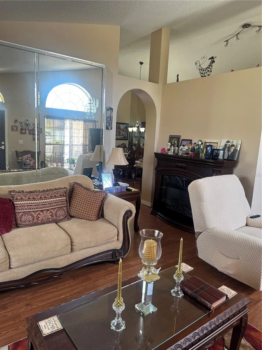 618 MADRID DRIVE Kissimmee, FL 34758