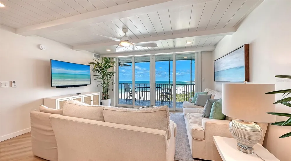 6300 MIDNIGHT PASS ROAD #809 Sarasota, FL 34242