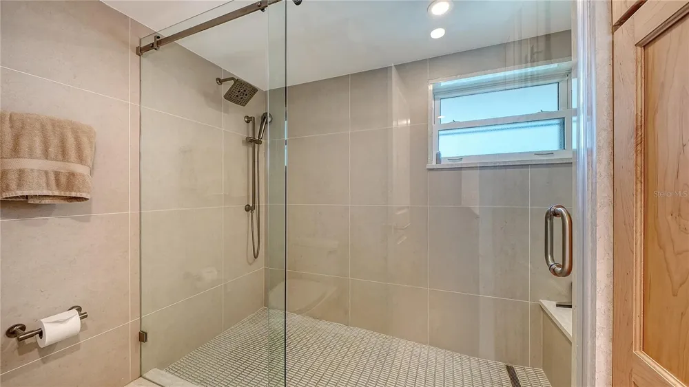 6300 MIDNIGHT PASS ROAD #809 Sarasota, FL 34242