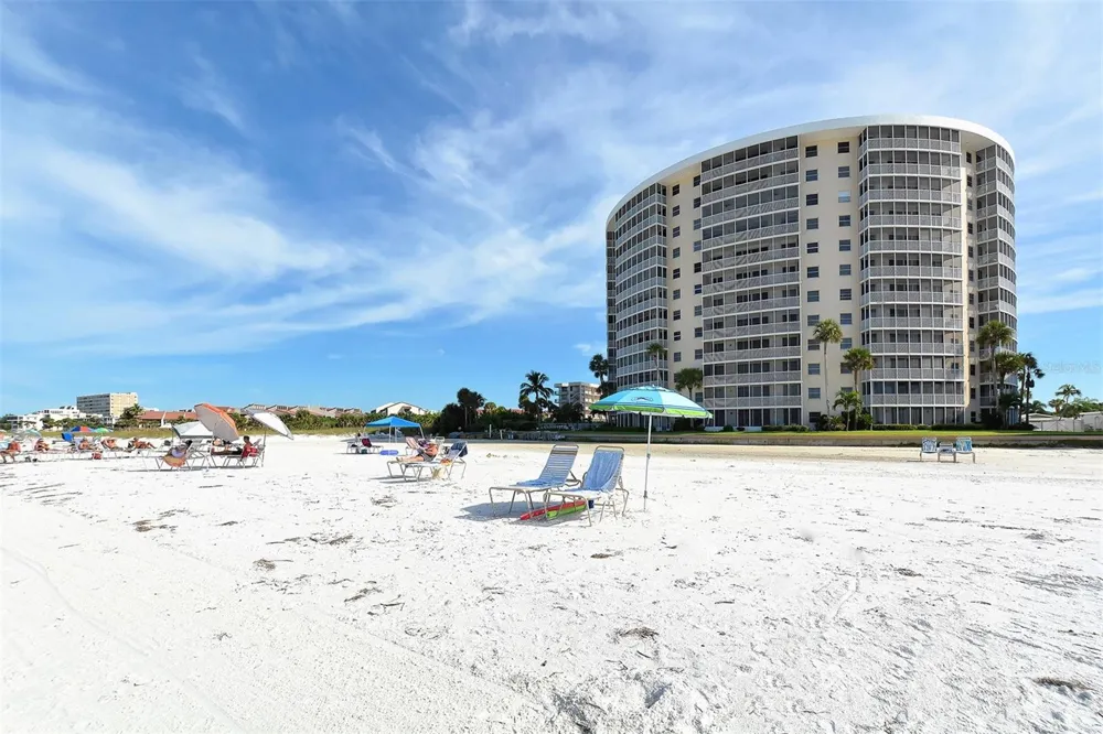 6300 MIDNIGHT PASS ROAD #809 Sarasota, FL 34242