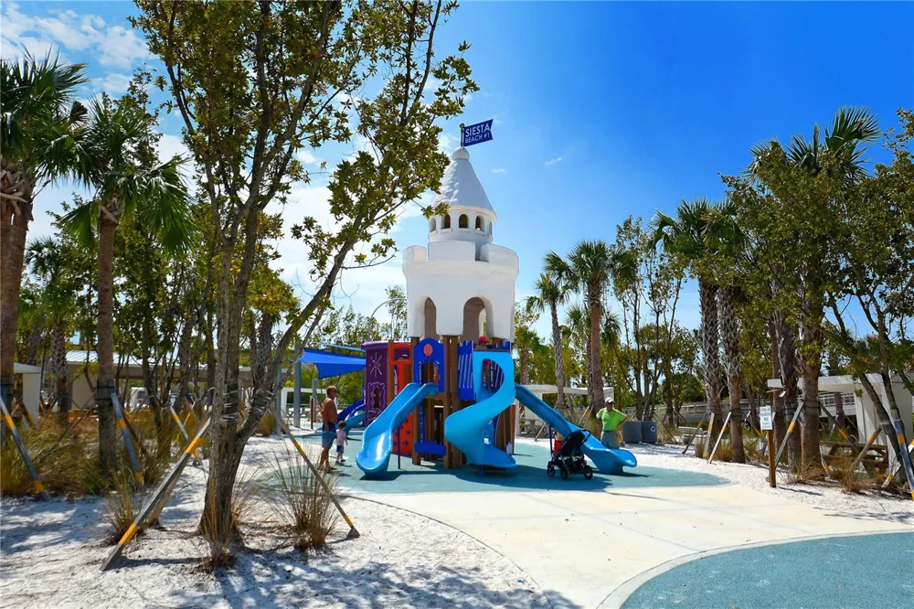 6300 MIDNIGHT PASS ROAD #809 Sarasota, FL 34242