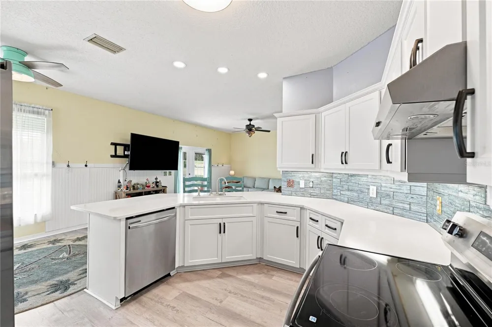 1375 TIMUCUAN Inverness, FL 34453