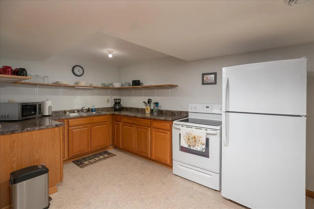 208 Ashburn Street E Lanesboro, MN 55949