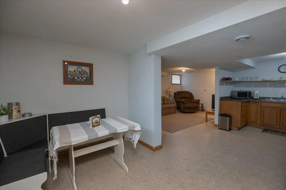 208 Ashburn Street E Lanesboro, MN 55949