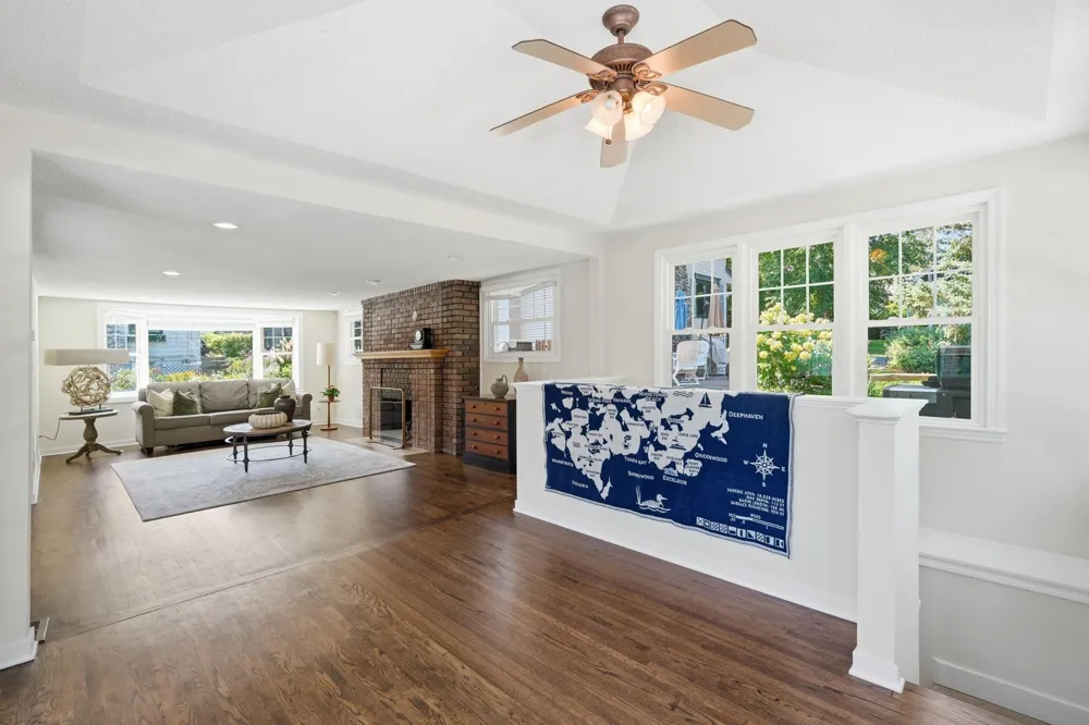2800 Center Road Wayzata, MN 55391