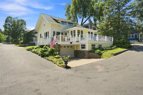 2800 Center Road