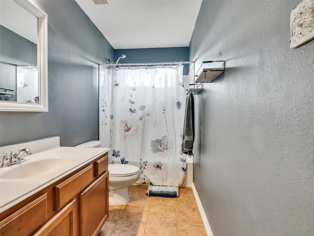 4423 Plumeria Avenue Baytown, TX 77521