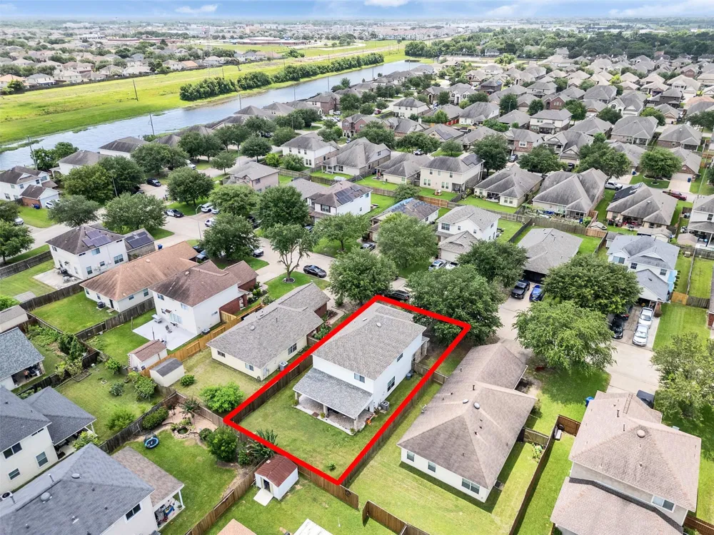 4423 Plumeria Avenue Baytown, TX 77521