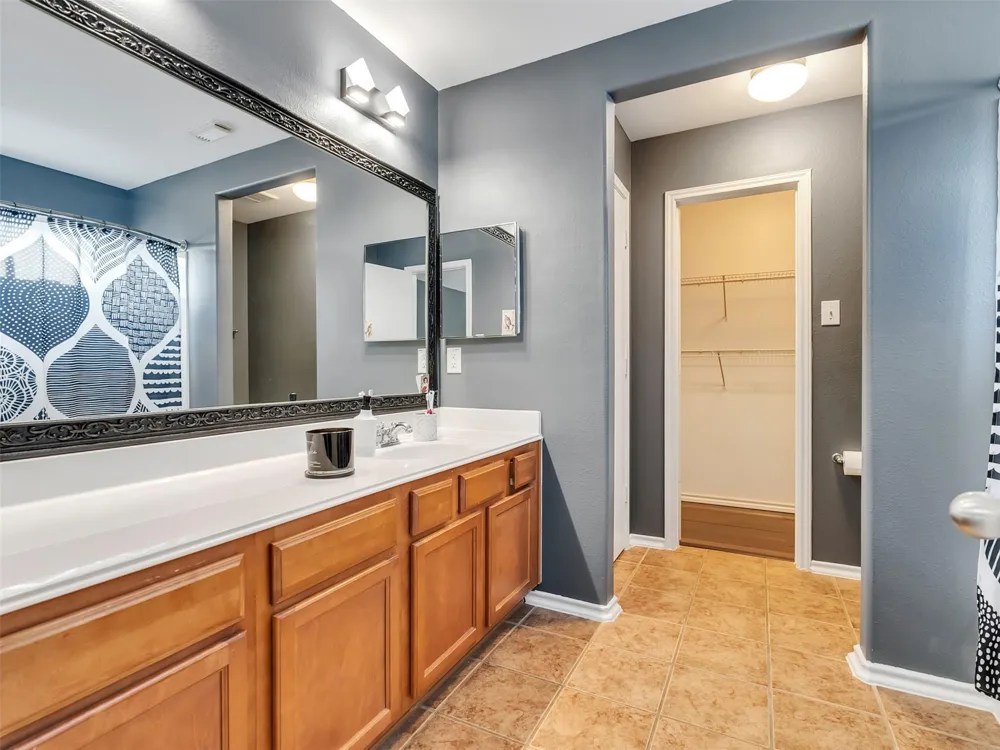 4423 Plumeria Avenue Baytown, TX 77521