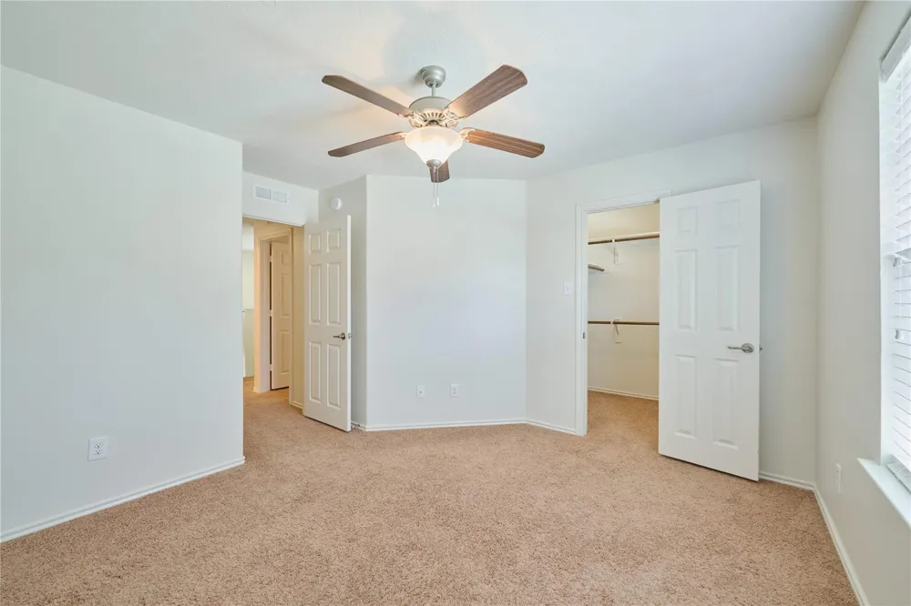 327 Bloomhill Place Magnolia, TX 77354