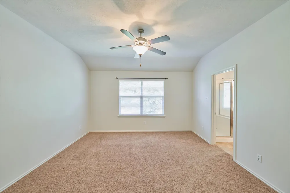 327 Bloomhill Place Magnolia, TX 77354
