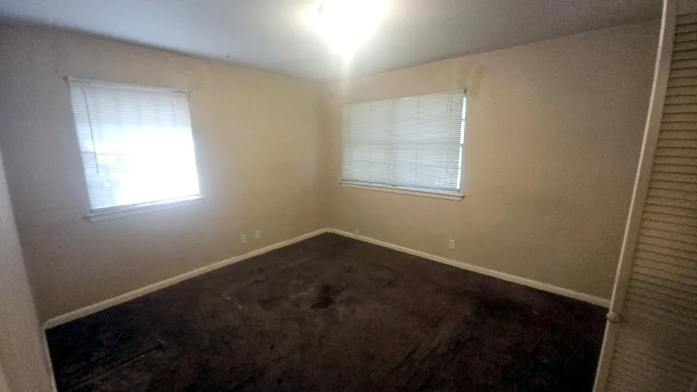 2826 Monticello Drive Houston, TX 77045