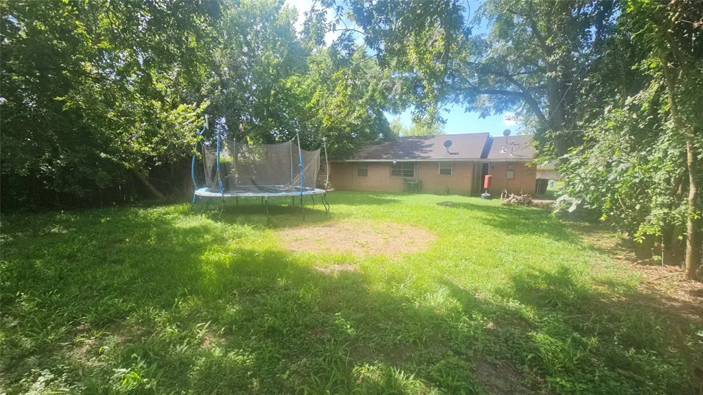 2826 Monticello Drive Houston, TX 77045