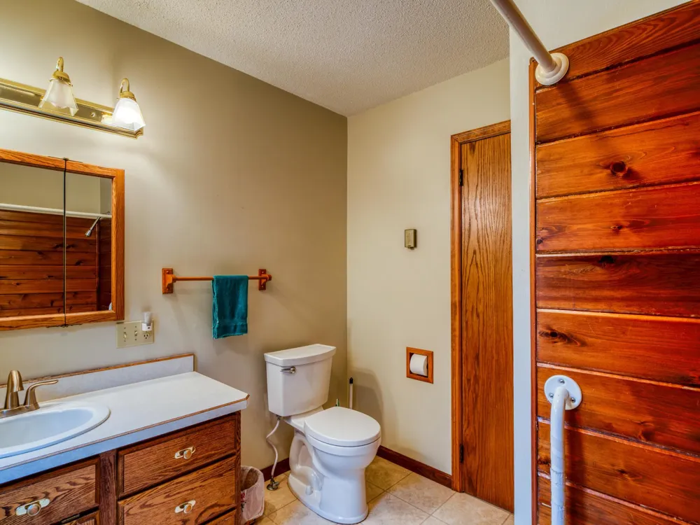 1902 Lakeview Drive SW Bemidji, MN 56601