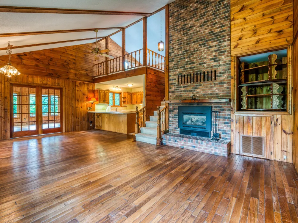 1902 Lakeview Drive SW Bemidji, MN 56601