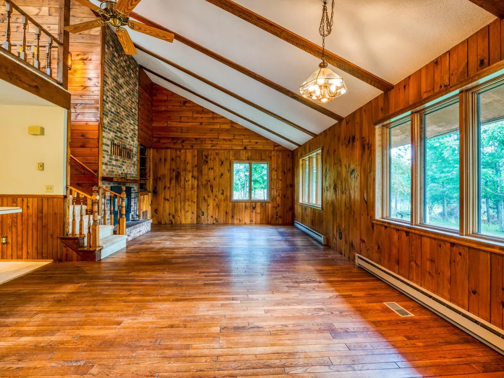 1902 Lakeview Drive SW Bemidji, MN 56601