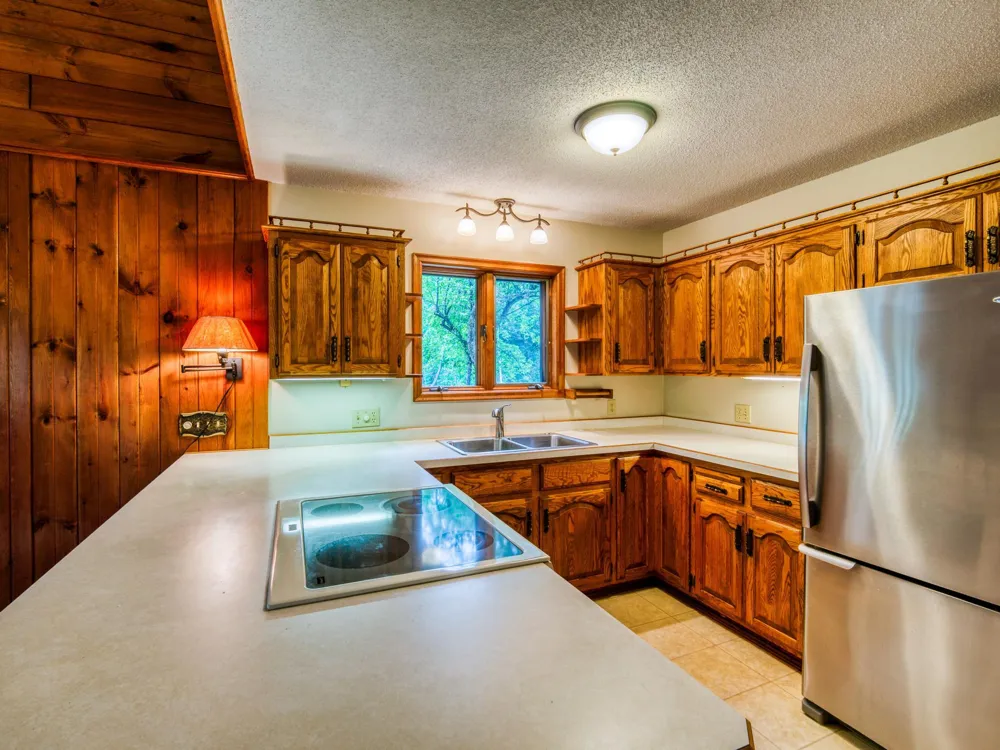 1902 Lakeview Drive SW Bemidji, MN 56601