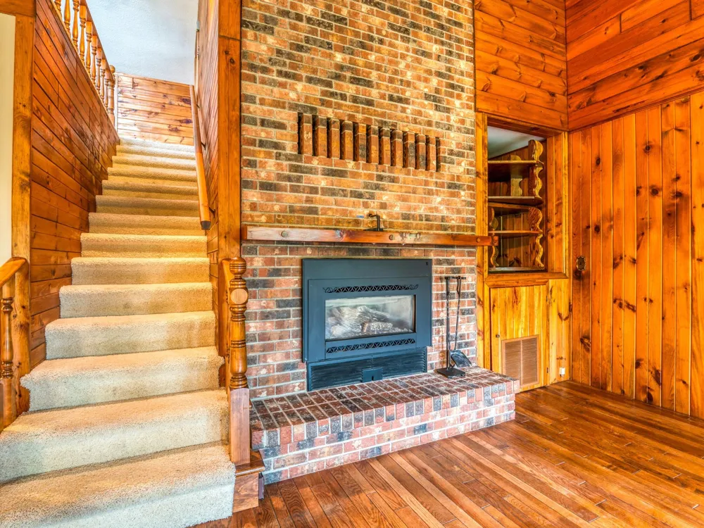 1902 Lakeview Drive SW Bemidji, MN 56601