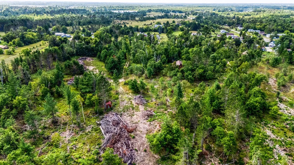 1902 Lakeview Drive SW Bemidji, MN 56601