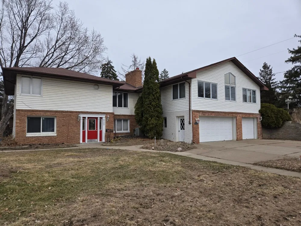 2100 Wentworth Avenue South Saint Paul, MN 55075