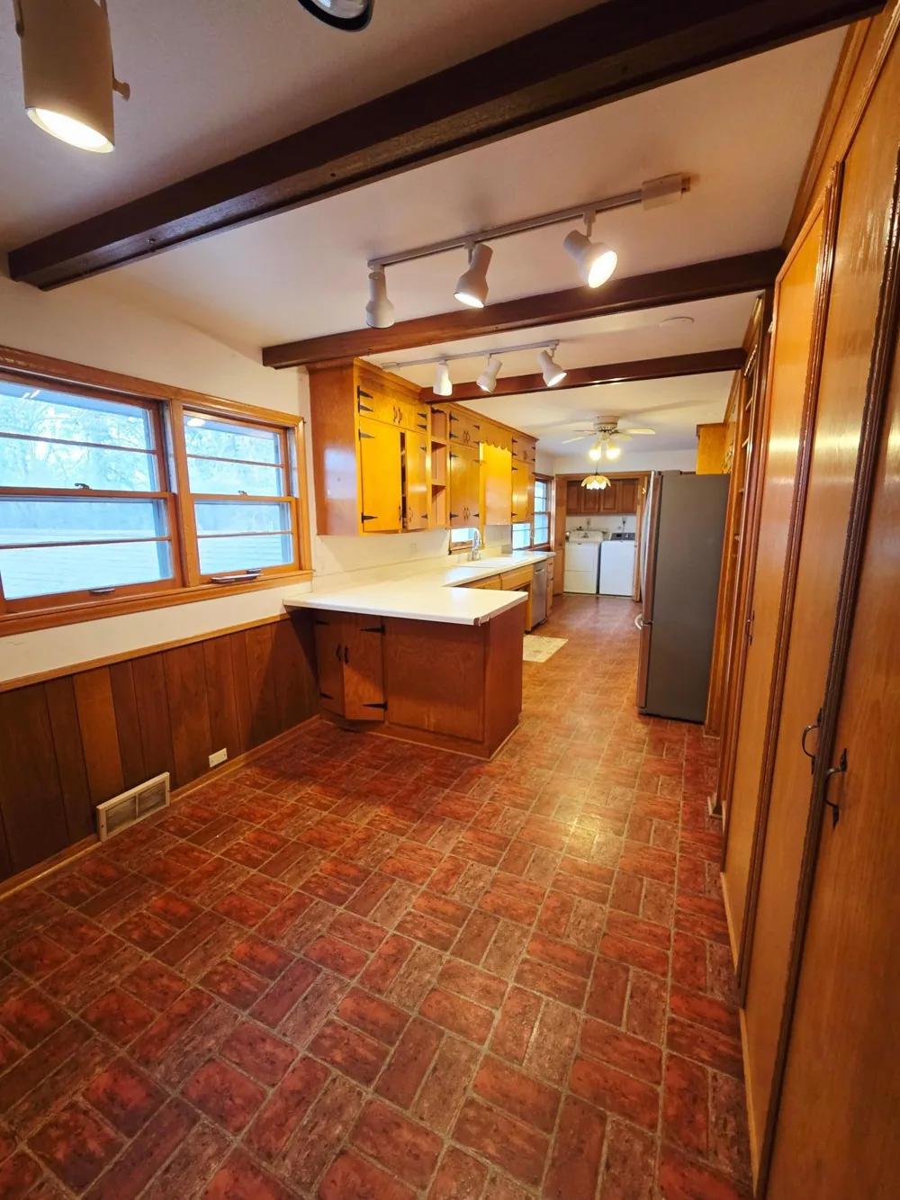 2100 Wentworth Avenue South Saint Paul, MN 55075