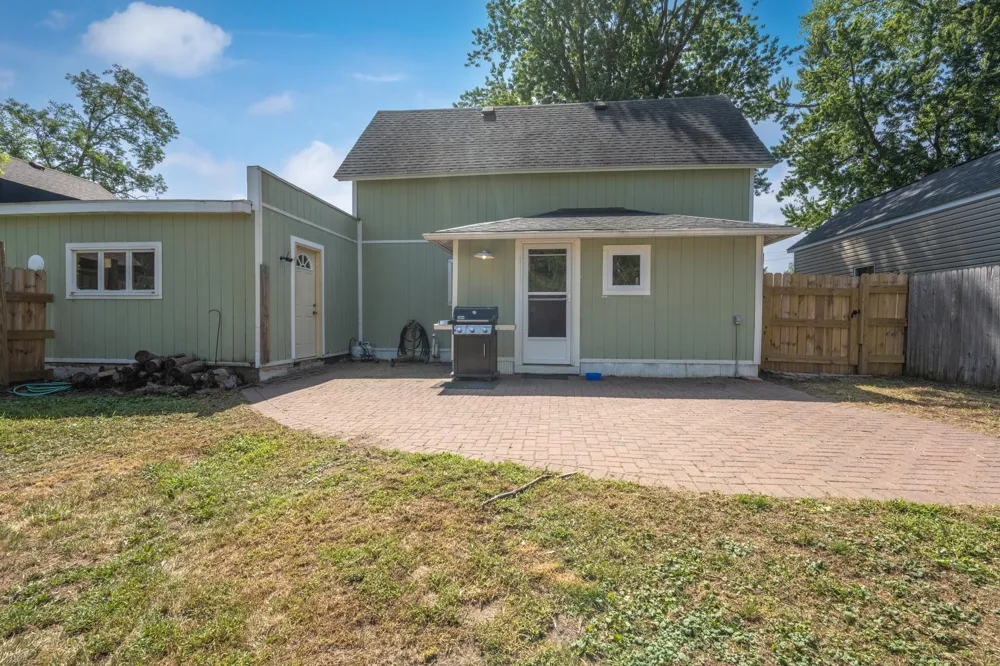 419 1st Street New Richmond, WI 54017