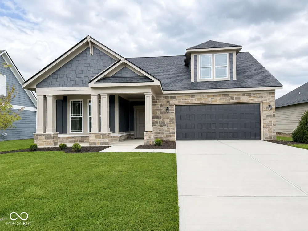 8943 Constitution Trail Brownsburg, IN 46112