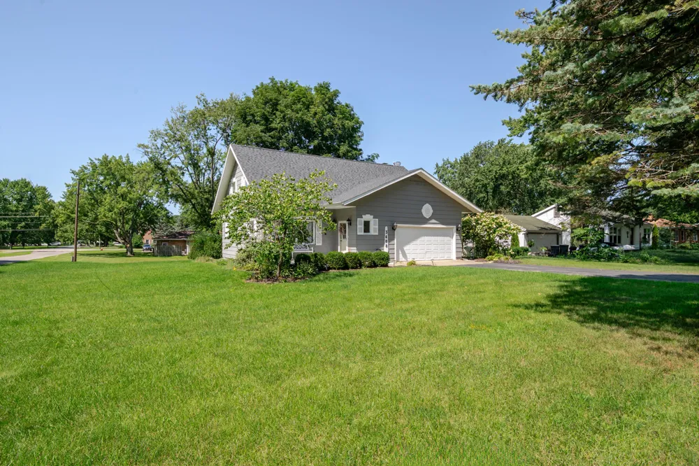 3408 Locust Lane St. Joseph, MI 49085