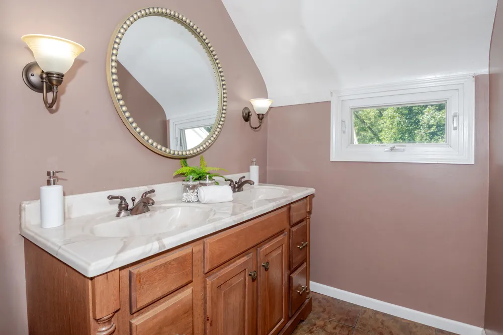 3408 Locust Lane St. Joseph, MI 49085
