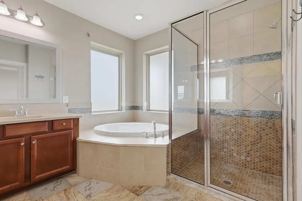 4906 Allen Cay Drive Texas City, TX 77590
