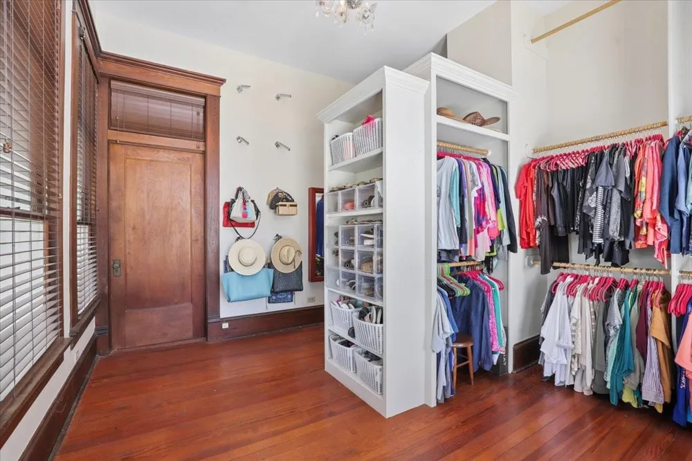 504 S Main Street Lockhart, TX 78644