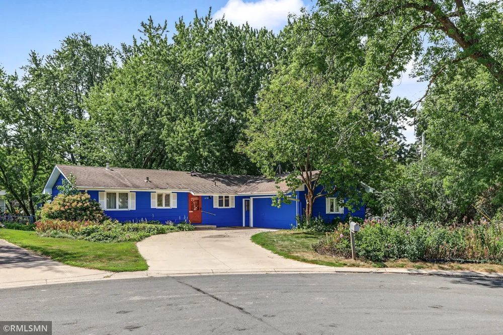 4738 Decatur Place New Hope, MN 55428