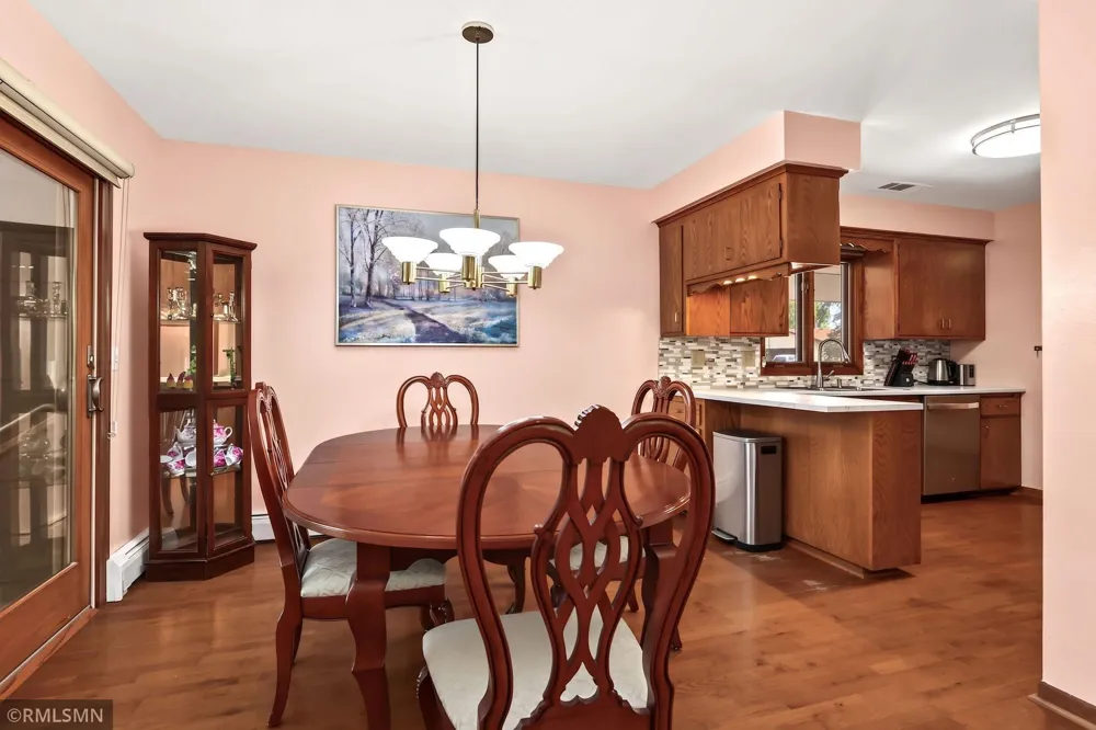 4738 Decatur Place New Hope, MN 55428