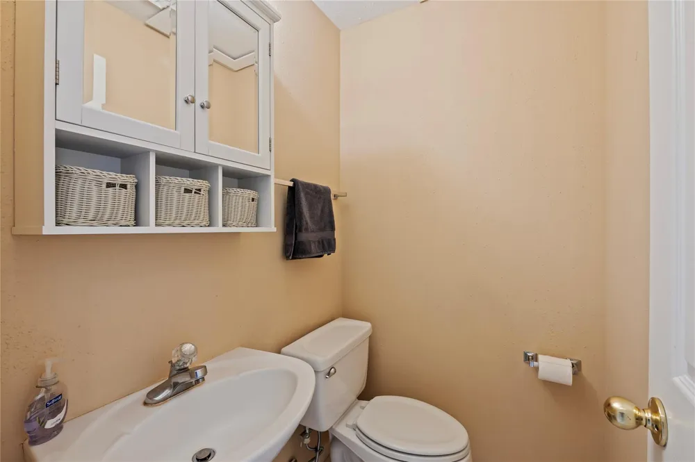 1287 El Camino Village Drive Webster, TX 77058