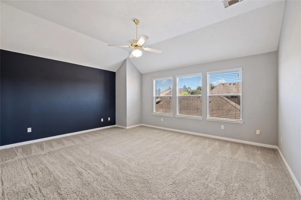 1287 El Camino Village Drive Webster, TX 77058